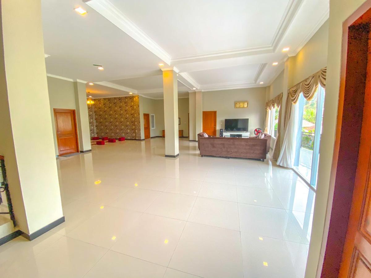 Villa Andalus 3 Puncak Esterno foto