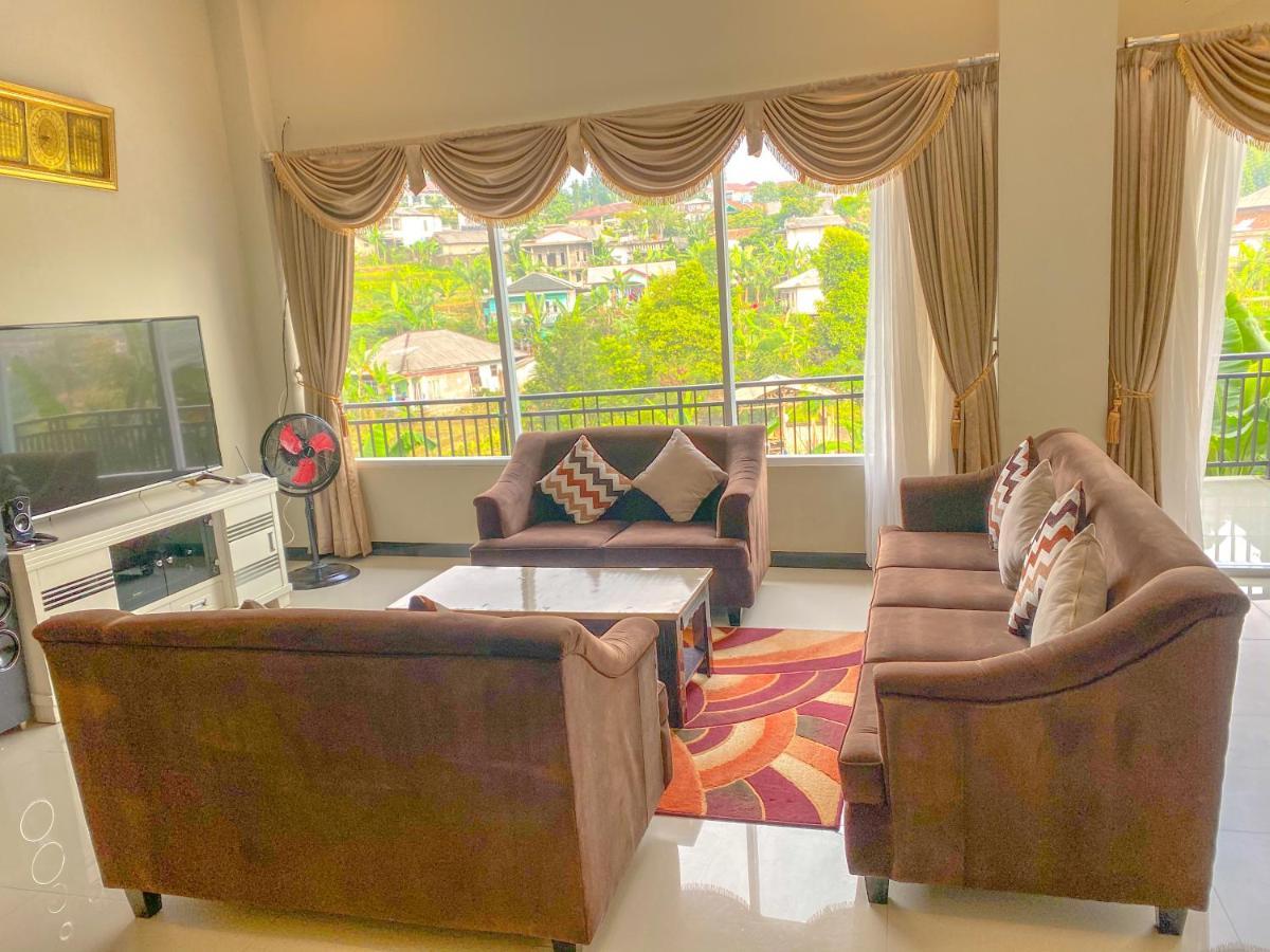 Villa Andalus 3 Puncak Esterno foto