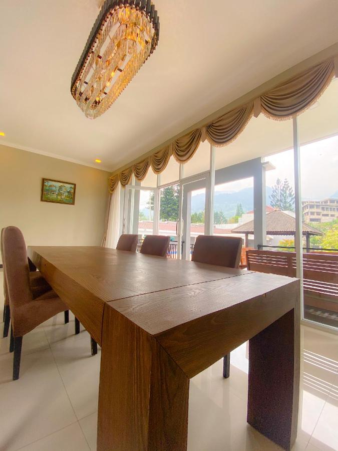 Villa Andalus 3 Puncak Esterno foto