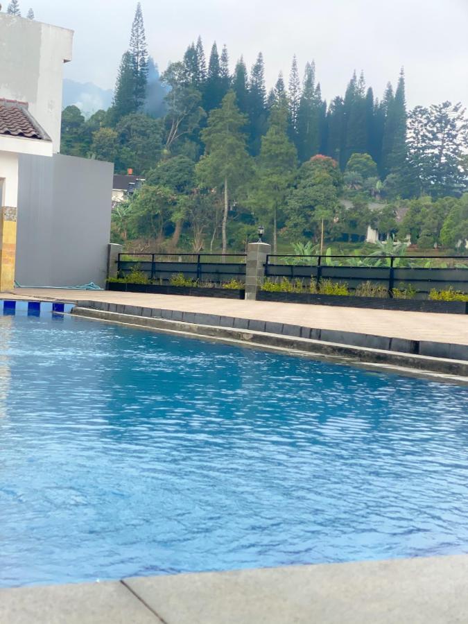 Villa Andalus 3 Puncak Esterno foto